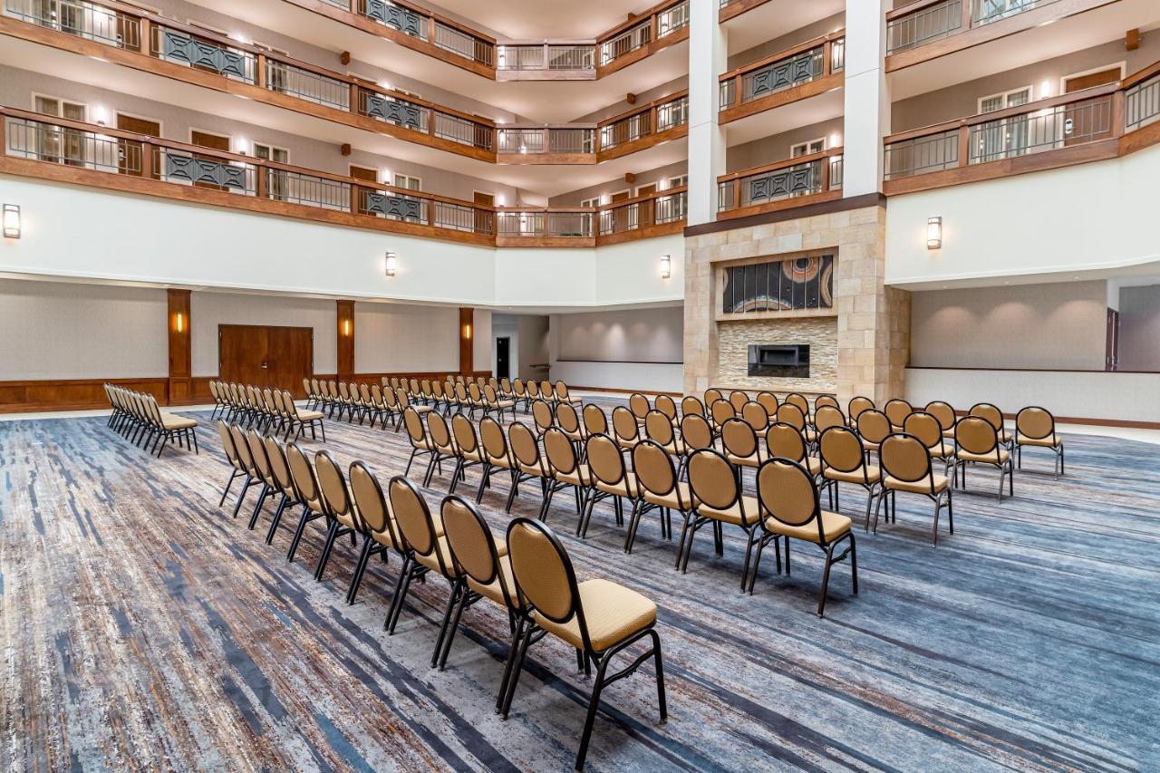 Minneapolis Marriott Northwest Brooklyn Park Exterior photo