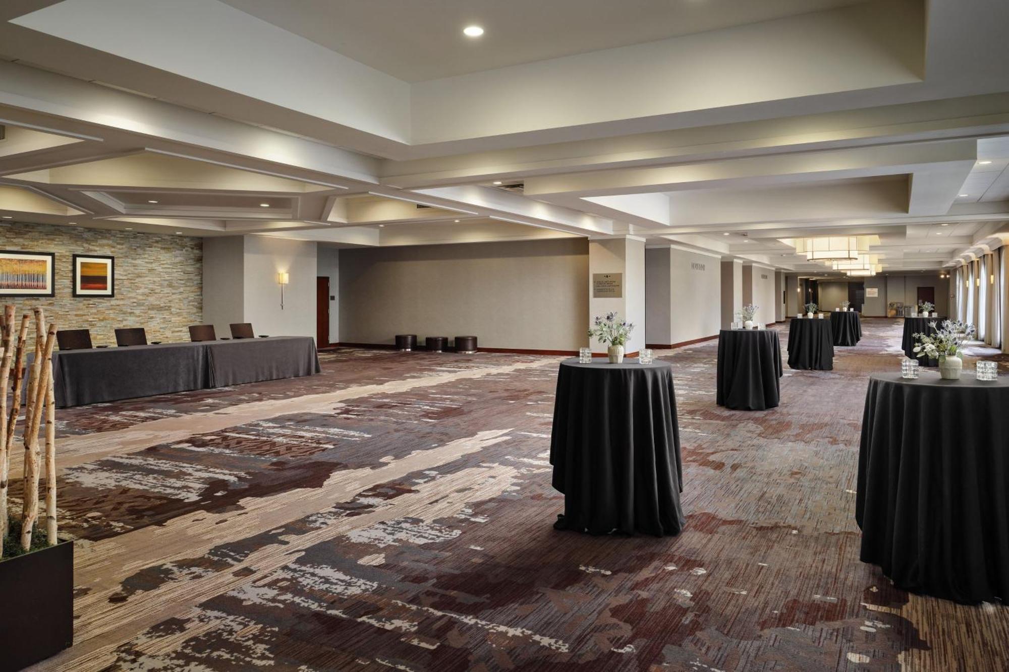 Minneapolis Marriott Northwest Brooklyn Park Exterior photo