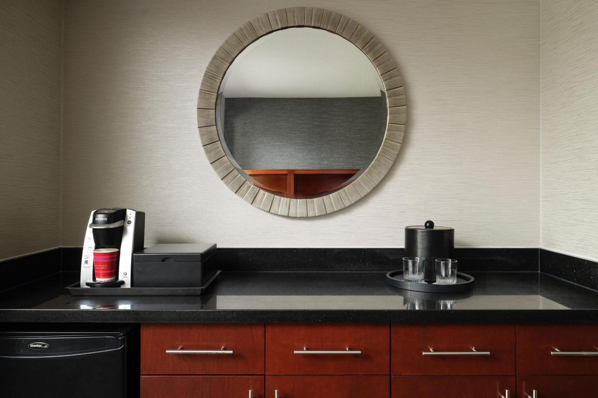 Minneapolis Marriott Northwest Brooklyn Park Exterior photo