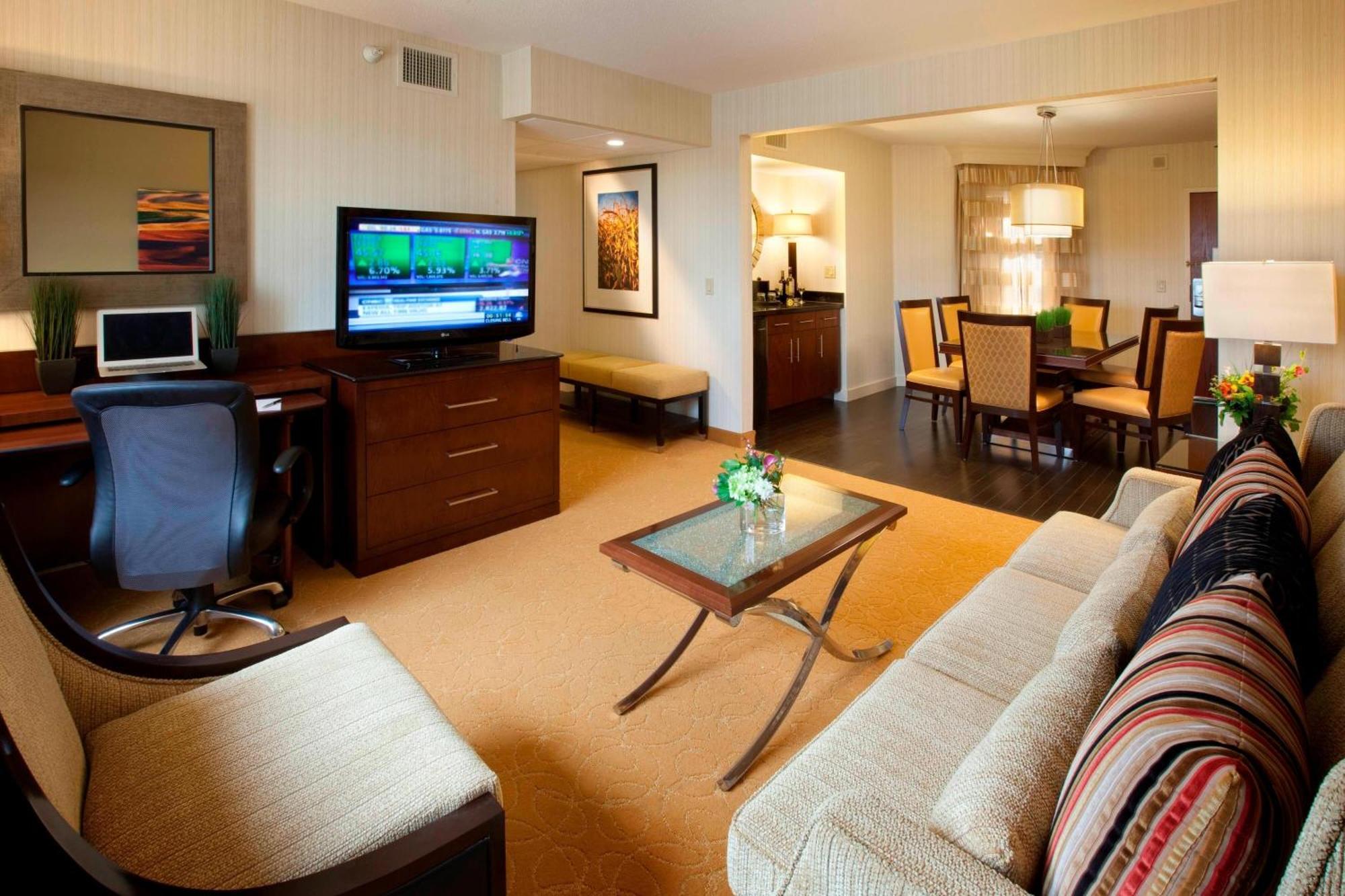 Minneapolis Marriott Northwest Brooklyn Park Exterior photo